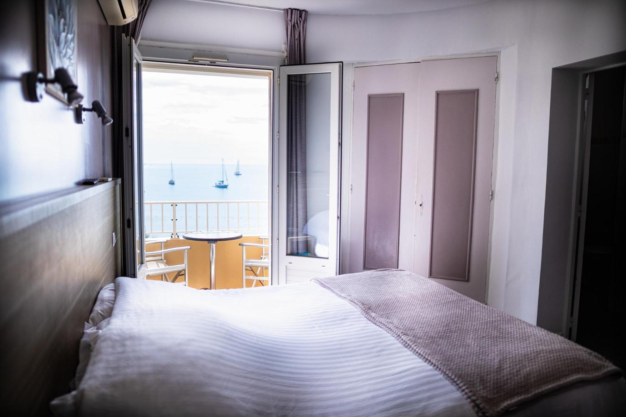 Hotel Beau Rivage Le Lavandou Exterior foto